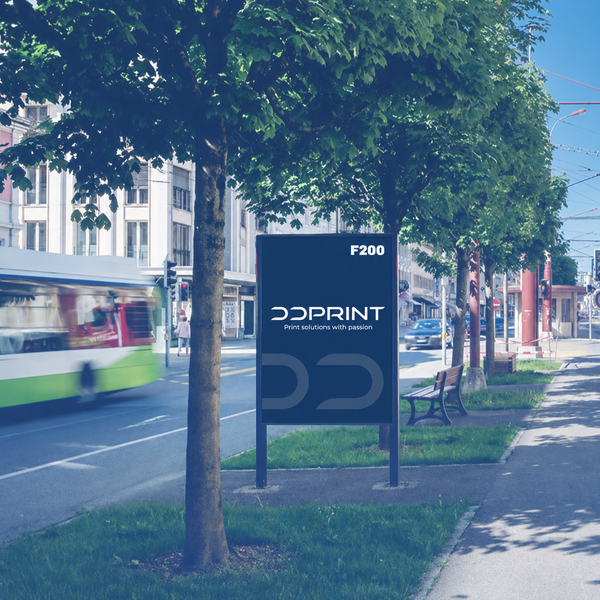 STRASSENPLAKATE - F200